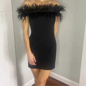 -Vince Camuto-off the shoulder-Black feathered dress Size XS